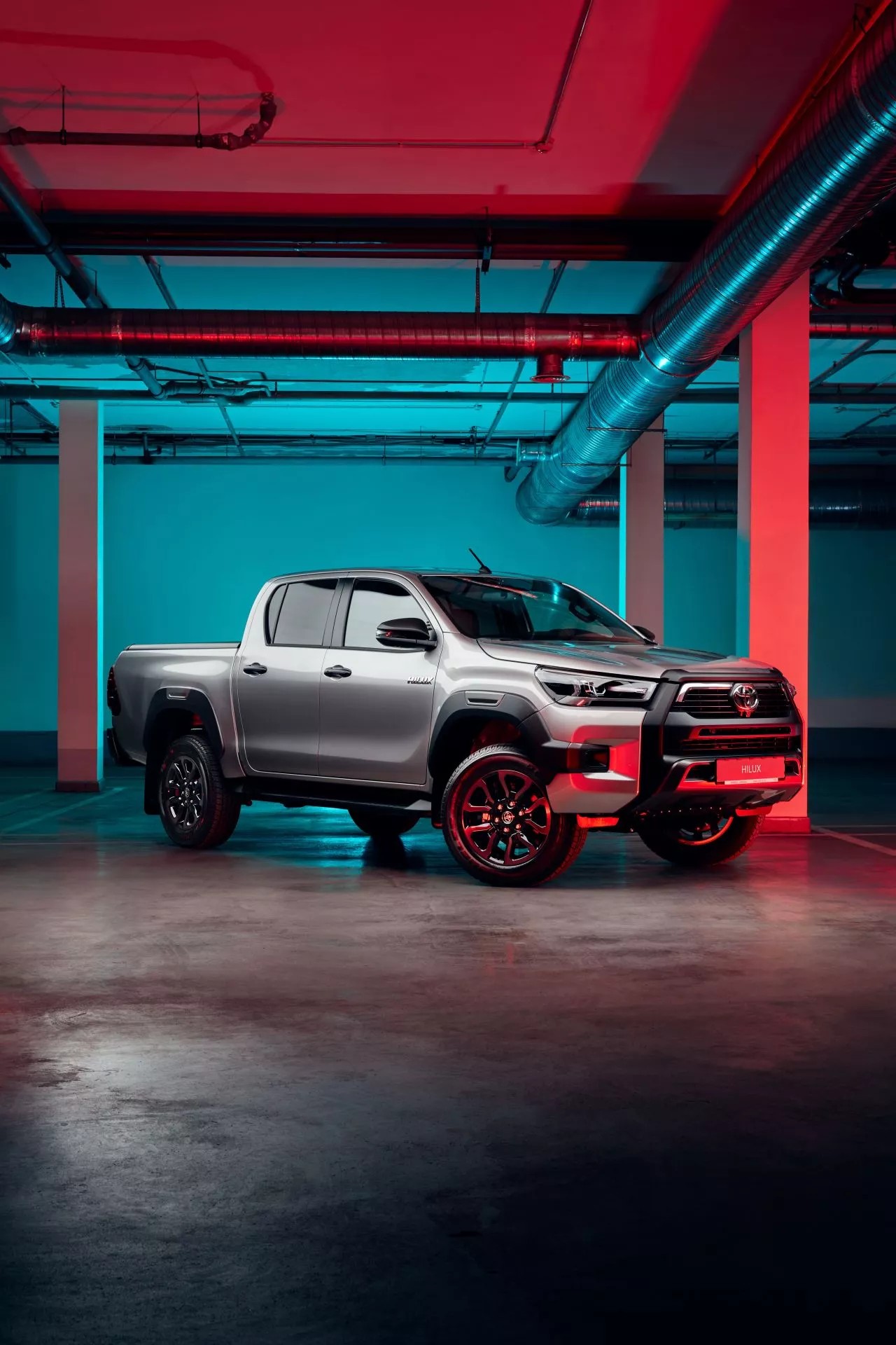 24691_1_hilux_4_min